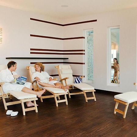 Resort Dorfhotel Boltenhagen Boltenhagen Екстериор снимка