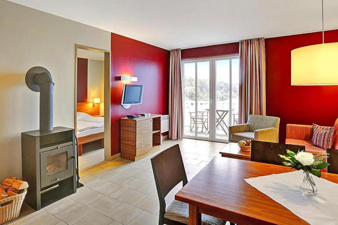 Resort Dorfhotel Boltenhagen Boltenhagen Екстериор снимка