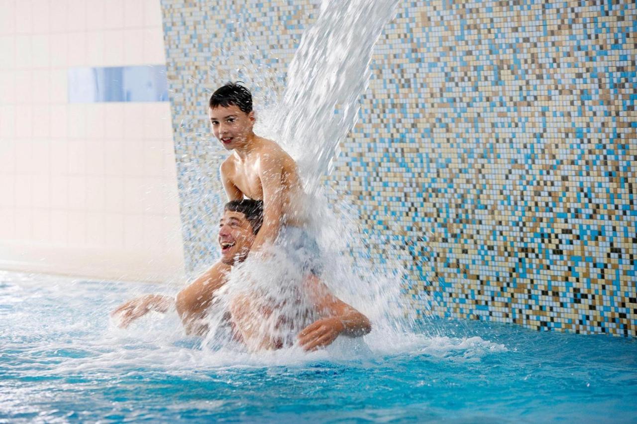 Resort Dorfhotel Boltenhagen Boltenhagen Екстериор снимка